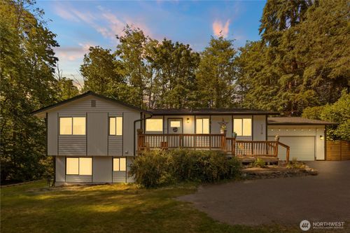 1216 Ne Vena Ave, Bremerton, WA, 98311-3154 | Card Image