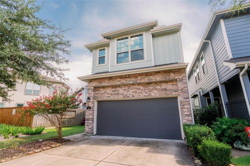 214 Club Crest Ln, Houston, TX, 77009-1564 | Card Image