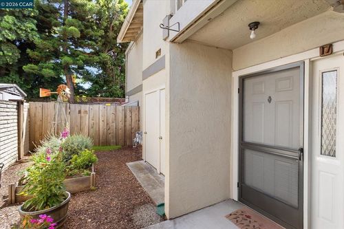 17-894 Lewelling Blvd, San Leandro, CA, 94579-2450 | Card Image