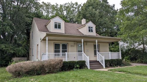 30543 Everett St, Southfield, MI, 48076-1582 | Card Image
