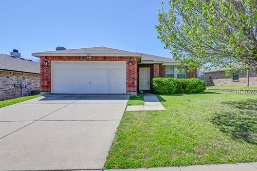 8406 Beachplum Way, Arlington, TX, 76002-4509 | Card Image