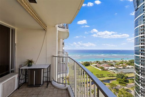 2711-1350 Ala Moana Blvd, Honolulu, HI, 96814-4227 | Card Image