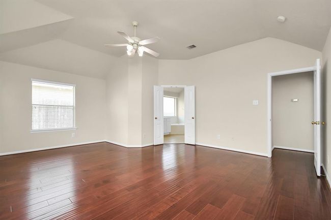 1604 Spring Glen Ln, House other with 3 bedrooms, 3 bathrooms and 2 parking in Pearland TX | Image 25