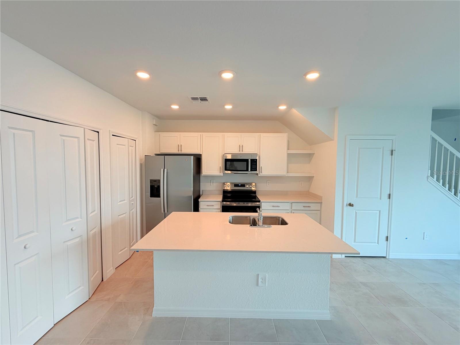 Residential Lease in BRADENTON 2