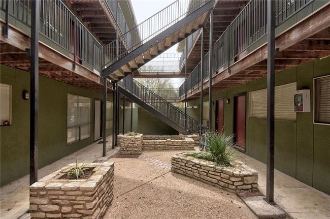 APT-303 - 2200 San Gabriel St, Condo with 2 bedrooms, 2 bathrooms and null parking in Austin TX | Image 11