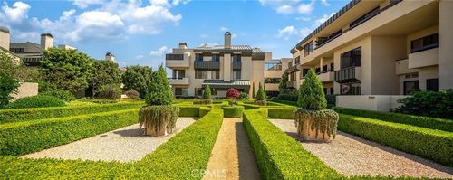 2313 Century Hl, LOS ANGELES, CA, 90067-3538 | Card Image