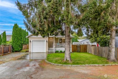 828 Hoag Road, House other with 3 bedrooms, 1 bathrooms and 1 parking in Mount Vernon WA | Image 2