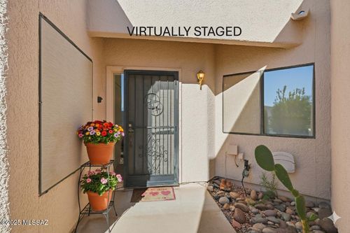 988 W Calle De Emilia, Green Valley, AZ, 85614 | Card Image