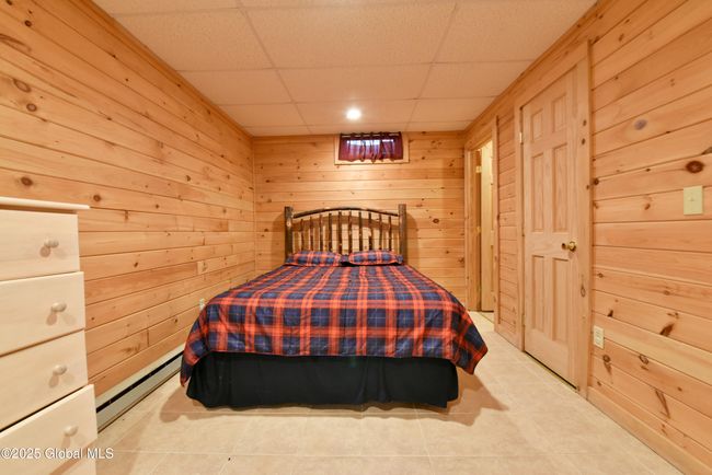 1370 Basement | Image 39