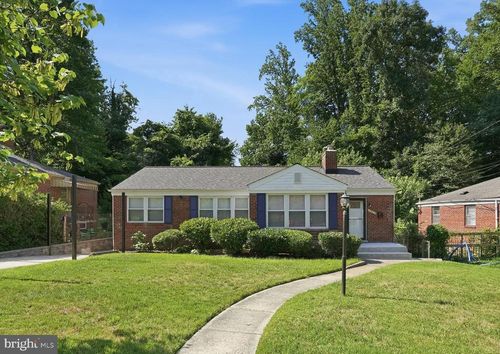 1921 Ruatan St, HYATTSVILLE, MD, 20783-2140 | Card Image