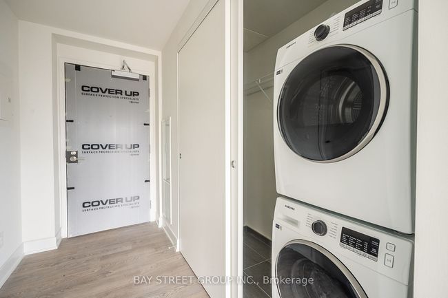 1503 - 8 Cumberland St, Condo with 2 bedrooms, 2 bathrooms and null parking in Toronto ON | Image 13
