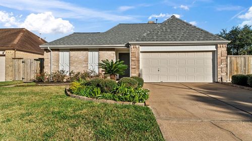 11826 Meadow Crest Dr Drive, Meadows Place, TX, 77477 | Card Image