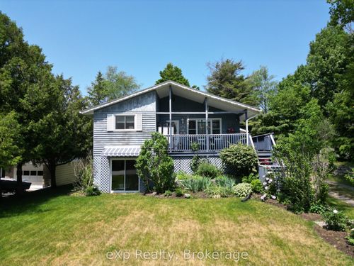 105 Menomini Rd, Kincardine, ON, N2Z2X3 | Card Image