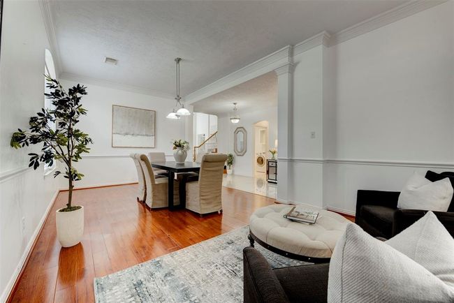 7810 Timber View Ct, House other with 4 bedrooms, 4 bathrooms and 2 parking in Houston TX | Image 6