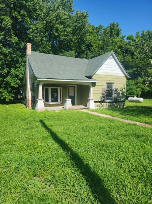 629 N Locust St, Buffalo, MO, 65622-7519 | Card Image