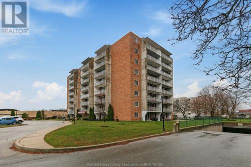 810-120 Pickering Dr, Amherstburg, ON, N9V3N3 | Card Image