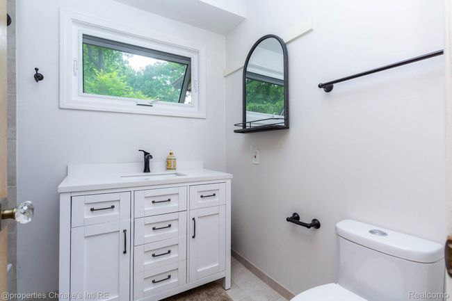 24-web-or-mls-interior (17).jpg | Image 8