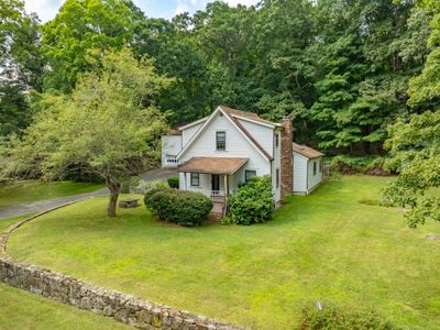 266 New Canaan Road, House other with 3 bedrooms, 3 bathrooms and null parking in Wilton CT | Image 2