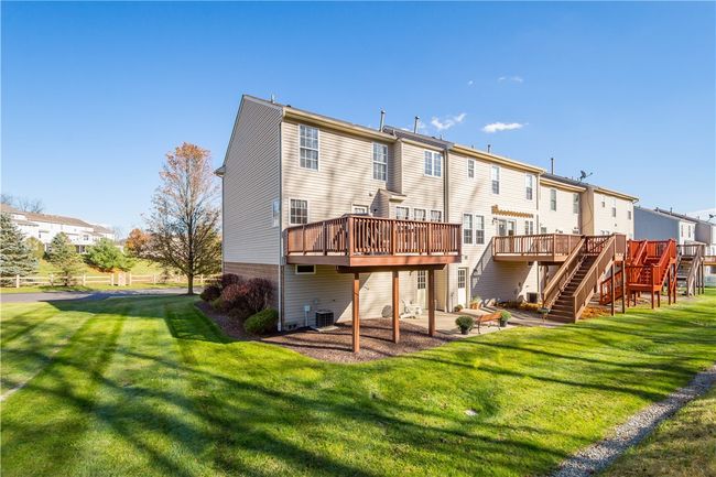 1123 Linden Vue Dr, Townhouse with 3 bedrooms, 3 bathrooms and 2 parking in Canonsburg PA | Image 25
