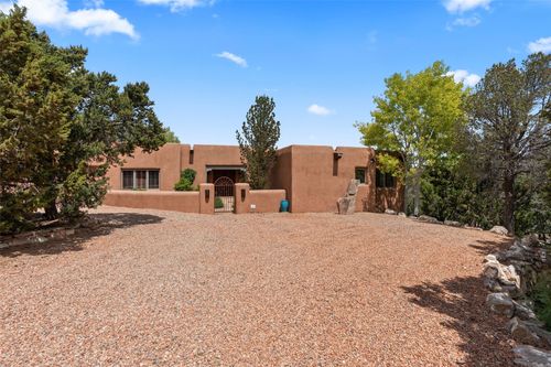 1203 Sierra Del Este, Santa Fe, NM, 87501-2901 | Card Image