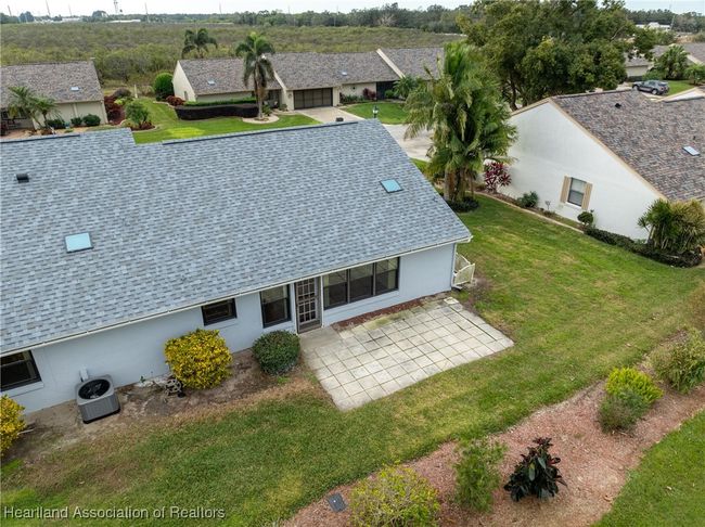 321 Grove Cir, Condo with 2 bedrooms, 2 bathrooms and null parking in AVON PARK FL | Image 16