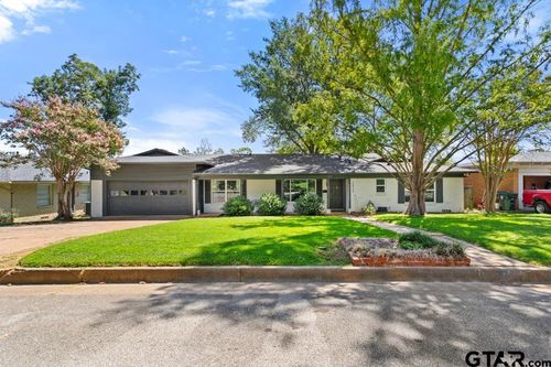 2820 Oak Knob St, Tyler, TX, 75701-8136 | Card Image
