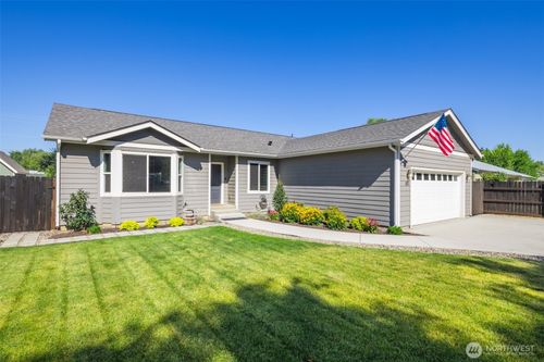 801 S Whitman St, Ellensburg, WA, 98926-3846 | Card Image
