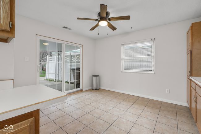 2770 Two Worlds Dr, Condo with 2 bedrooms, 2 bathrooms and null parking in Columbus IN | Image 21