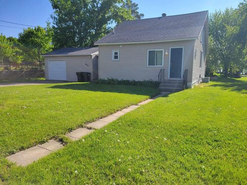 640 6th St, Albany, MN, 56307-8313 | Card Image