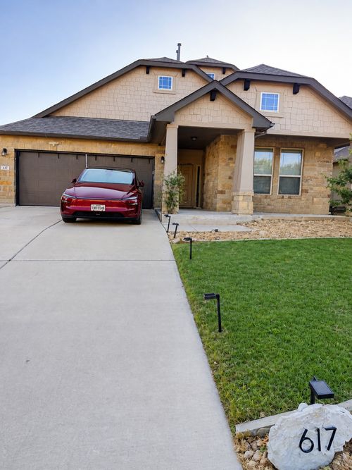 617 Cortona Ln, Georgetown, TX, 78628-2038 | Card Image
