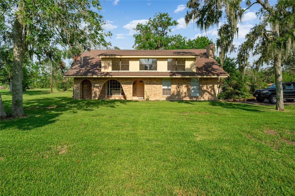 Bayou Rd, Lake Jackson, TX 77566