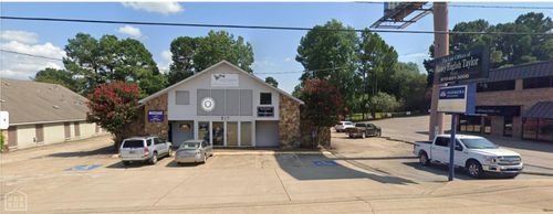517 Southwest Dr, Jonesboro, AR, 72401-5858 | Card Image