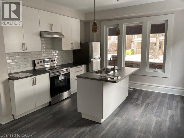 Residential Lease in Hamilton 4