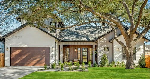 3104 Pinecrest Dr, Austin, TX, 78757-2020 | Card Image