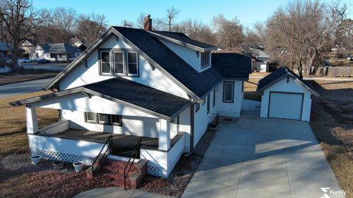 1212 H St, Geneva, NE, 68361-2121 | Card Image