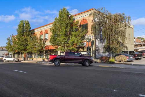 125 S 6th Street, Klamath Falls, OR, 97601 | Card Image