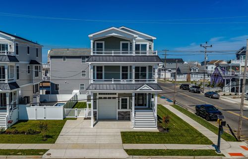 201 W 10th Ave, North Wildwood, NJ, 08260-2817 | Card Image