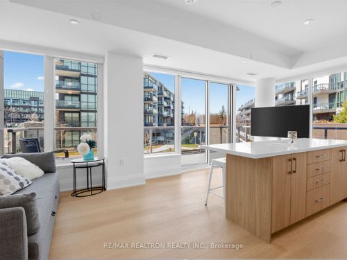 214-333 Sunseeker Avenue, Innisfil, ON, L9R0R6 | Card Image