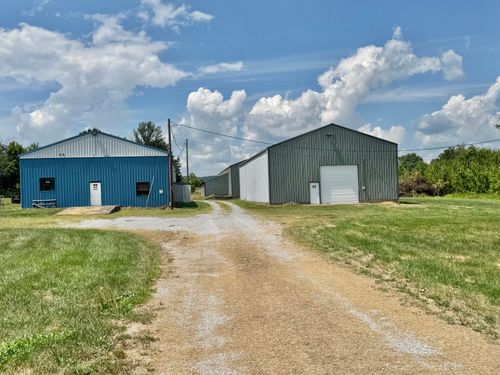 325 Ky Highway 2141, Stanford, KY, 40484-8653 | Card Image