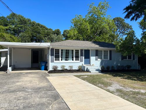 216 Wood Dale Dr, Wilmington, NC, 28403-4527 | Card Image