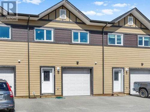 13-92 Iskoot Cres, Whitehorse, YT, Y1A0P9 | Card Image