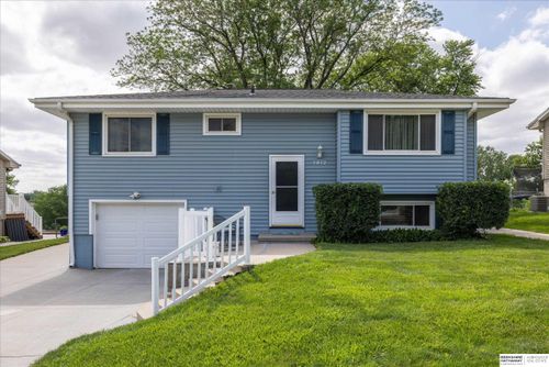 5812 S 113th Street, Omaha, NE, 68137 | Card Image
