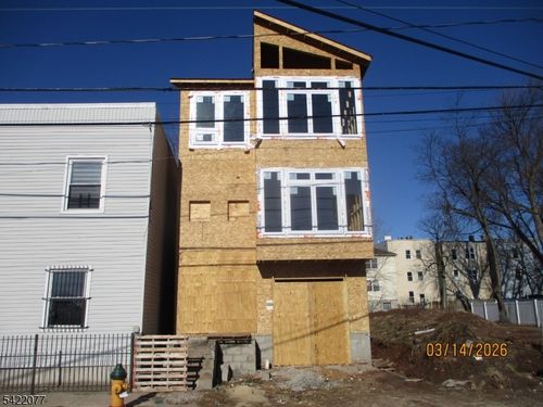 515 S 10th St, Newark, NJ, 07103-1828 | Card Image