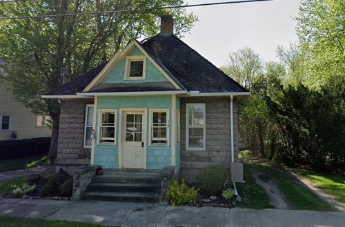 119 Water St, Grass Lake, MI, 49240-9208 | Card Image
