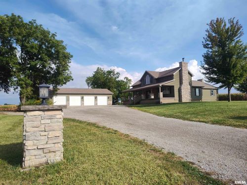 2241 N 200 East Rd, Mc Lean, IL, 61754-9589 | Card Image