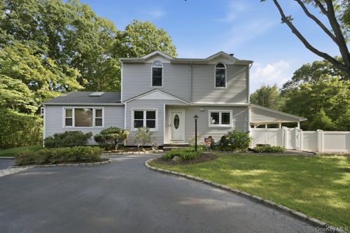 830 Terry Rd, Hauppauge, NY, 11788-3453 | Card Image