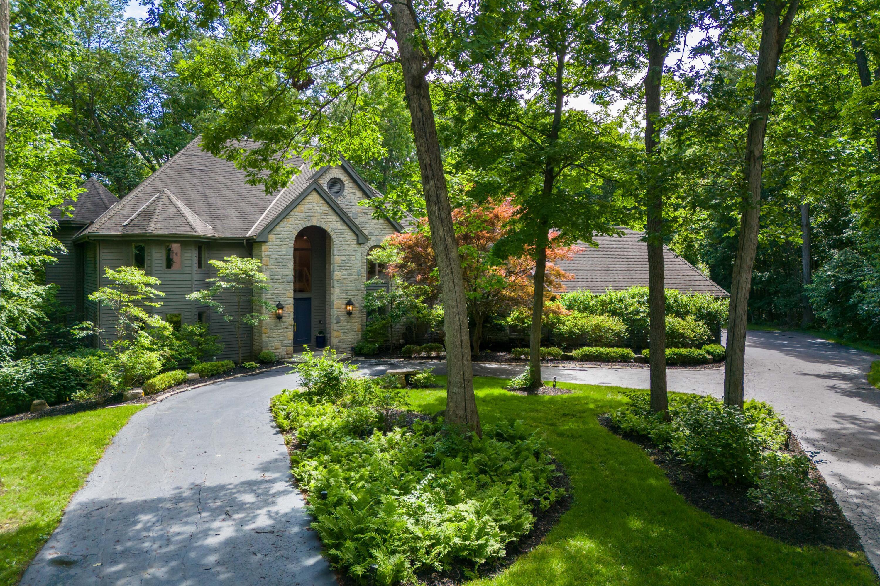 Valley Run Pl, Powell, OH 43065