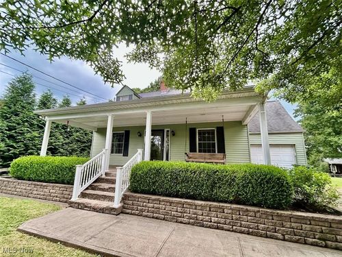 107 Strecker Hl, Marietta, OH, 45750-1657 | Card Image