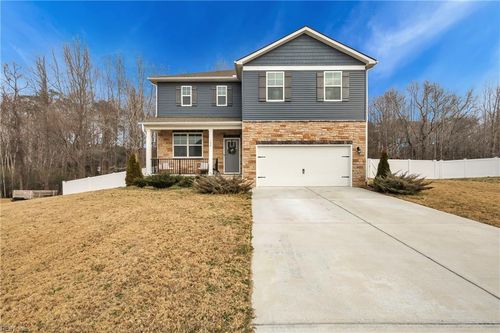 106 Regency Ln, Franklin, VA, 23851-2736 | Card Image