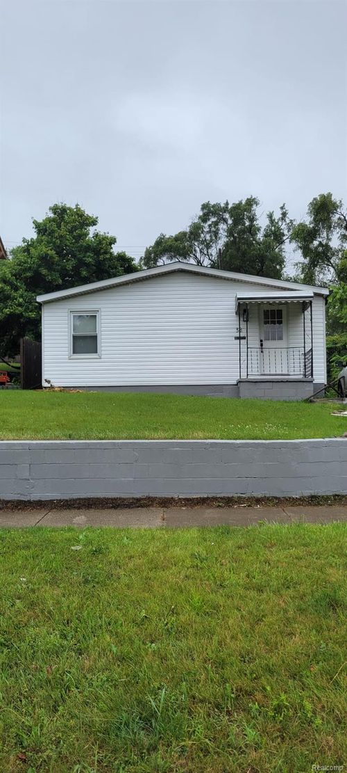 38 Earlmoor Blvd, Pontiac, MI, 48341-2816 | Card Image